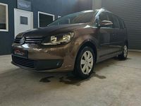 Gebraucht VW Touran Trendline 105 PS (77 kW) 2013 Braun Van / Kleinbus