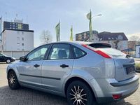 Gebraucht Ford Focus Trend 101 PS (74 kW) 2006 Tonic Kleinwagen