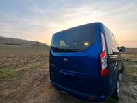 Gebraucht Ford Tourneo Titanium 131 PS (96 kW) 2018 Blau Van / Kleinbus