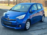 Gebraucht Toyota Verso-S Multidrive S 99 PS (72 kW) 2011 Blau Van / Kleinbus