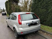Gebraucht Ford Fiesta Ambiente 60 PS (44 kW) 2006 Kleinwagen