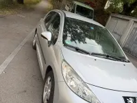 Gebraucht Peugeot 207 90 PS (66 kW) 2009 Silber Kleinwagen