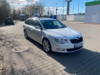 Gebraucht Skoda Superb 170 PS (125 kW) 2010 Weiß Kombi