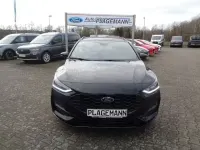 Gebraucht Ford Focus ST-Line X 125 PS (91 kW) 2023 Schwarz Limousine