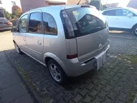 Gebraucht Opel Meriva 90 PS (66 kW) 2010 Silber Van / Kleinbus