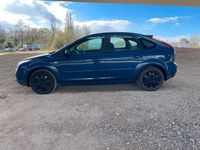 Second-hand Ford Focus 110 CP (80 kW) 2007 Albastru Berlinǎ