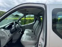 Gebraucht Renault Trafic 90 PS (66 kW) 2014 Grau Van / Kleinbus