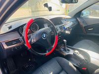 Gebraucht BMW 525 163 PS (119 kW) 2005 Grau Limousine