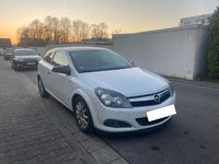 Gebraucht Opel Astra GTC 116 PS (85 kW) 2009 Weiß Limousine