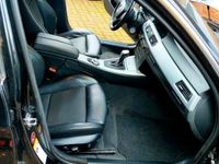 gebraucht BMW 325 i e90 Automatik