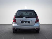Gebraucht Mercedes A160 95 PS (69 kW) 2012 Silber Limousine