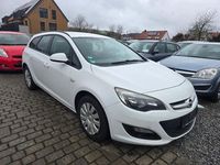 Gebraucht Opel Astra 101 PS (74 kW) 2012 Weiß Kombi