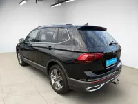 Gebraucht VW Tiguan Allspace Elegance 200 PS (147 kW) 2023 Deep black perleffekt (metallic) SUV