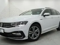 Gebraucht VW Passat R-line 150 PS (110 kW) 2023 Weiß Kombi