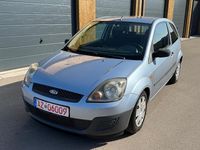 Gebraucht Ford Fiesta 60 PS (44 kW) 2005 Silber Kleinwagen