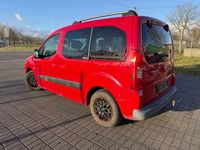 Gebraucht Citroën Berlingo 120 PS (88 kW) 2011 Rot Van / Kleinbus