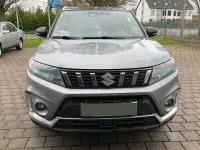 Gebraucht Suzuki Vitara Comfort 129 PS (94 kW) 2022 Grau SUV