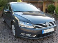 Gebraucht VW Passat 140 PS (102 kW) 2011 Grau Limousine