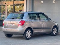 Gebraucht Skoda Fabia Ambiente 86 PS (63 kW) 2007 Beige Limousine