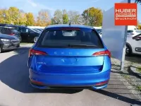 Neu Skoda Scala Selection 116 PS (85 kW) 2025 Raceblau metallic Kleinwagen