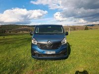Second-hand Renault Trafic 130 CP (95 kW) 2017 Albastru Monovolum