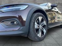 Gebraucht Volvo V60 CC Pro 197 PS (144 kW) 2021 Braun Kombi