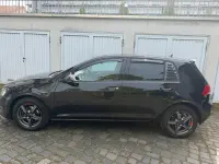 Second-hand VW Golf VII 110 CP (80 kW) 2017 Negru Berlinǎ