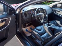 Gebraucht Volvo XC60 R-Design 163 PS (119 kW) 2012 Grau SUV