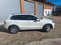 Gebraucht VW Touareg 240 PS (176 kW) 2012 Weiß SUV