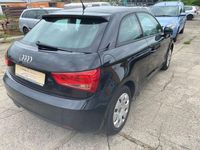 Gebraucht Audi A1 Ambition 122 PS (89 kW) 2011 Phantomschwarz perleffekt Kleinwagen