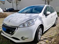 Second-hand Peugeot 208 Active 82 CP (60 kW) 2012 Alb Hatchback