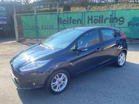 Gebraucht Ford Fiesta Celebration 101 PS (74 kW) 2017 Blau Kleinwagen