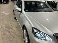 Gebraucht Mercedes E220 170 PS (125 kW) 2013 Silber Limousine