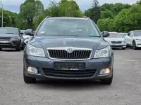 Gebraucht Skoda Octavia Elegance 122 PS (89 kW) 2011 Grau Kombi