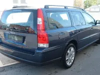 Gebraucht Volvo V70 Kinetic 163 PS (119 kW) 2006 Blau Kombi