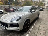 Gebraucht Porsche Cayenne Basis 354 PS (260 kW) 2023 Grau SUV