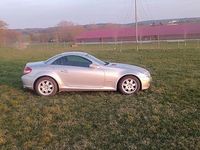 Second-hand Mercedes SLK200 163 CP (119 kW) 2006 Argintiu Cabrio