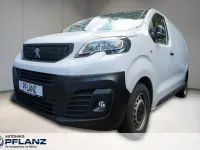 Gebraucht Peugeot Expert 144 PS (105 kW) 2024 Weiss Van