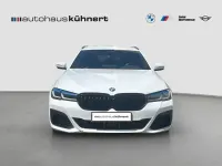 Gebraucht BMW 530 M Sport 286 PS (210 kW) 2023 Weiß Kombi