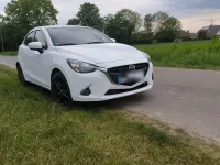 Gebraucht Mazda 2 Edition 75 PS (55 kW) 2019 Weiß Kleinwagen