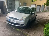 Gebraucht Ford Fiesta 69 PS (50 kW) 2007 Grau Kleinwagen