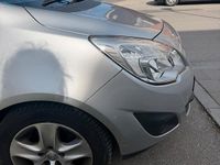 Używany Opel Meriva 101 KM (74 kW) 2011 Srebrny Minivan