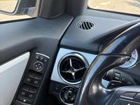 Gebraucht Mercedes GLK250 203 PS (149 kW) 2013 Schwarz SUV