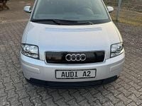 Usado Audi A2 Design 75 HP (55 kW) 2003 Prateado Citadino