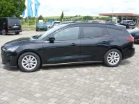 Gebraucht Ford Focus Titanium 120 PS (88 kW) 2022 Moondustsilver Kombi