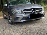 Gebraucht Mercedes CLA200 Urban 156 PS (114 kW) 2015 Grau Coupé