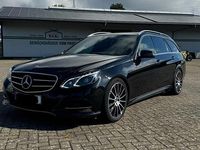 Gebraucht Mercedes E350 Avantgarde 258 PS (189 kW) 2015 Schwarz Limousine