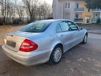 Gebraucht Mercedes E240 170 PS (125 kW) 2003 Silber Limousine