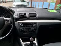 Gebraucht BMW 116 116 PS (85 kW) 2005 Schwarz Kleinwagen