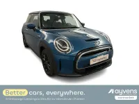 Gebraucht Mini Cooper SE Classic 135 kW (184 PS) 2023 Island blue metallic Kleinwagen